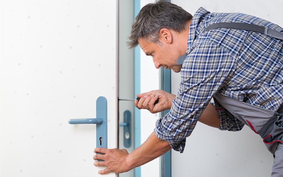ouvrir une porte Aubergenville